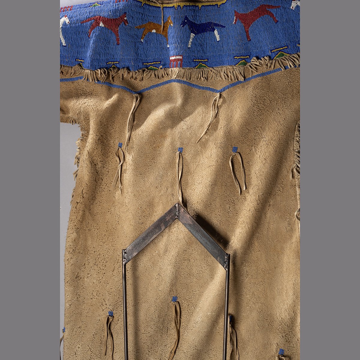 1406-Lakota-Sioux-Pictorial-Womans-Dress-Beadwork-Native-American-Art-Blackburn-9.jpg