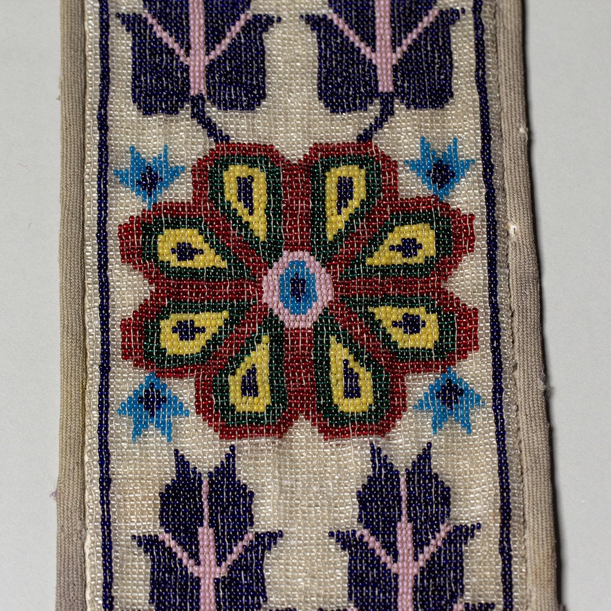 2616-Fine-Great-Lakes-Bandolier-Bag-Beadwork-Quillwork-Native-American-Art-Blackburn-6.jpg