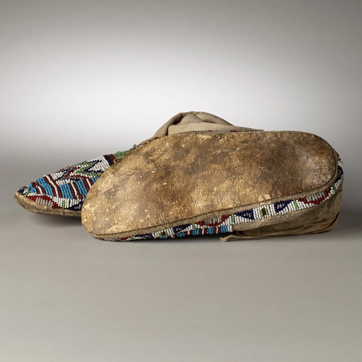 2610-Fine-Paiute-Beaded-Moccasins-Art-Blackburn-7.jpg