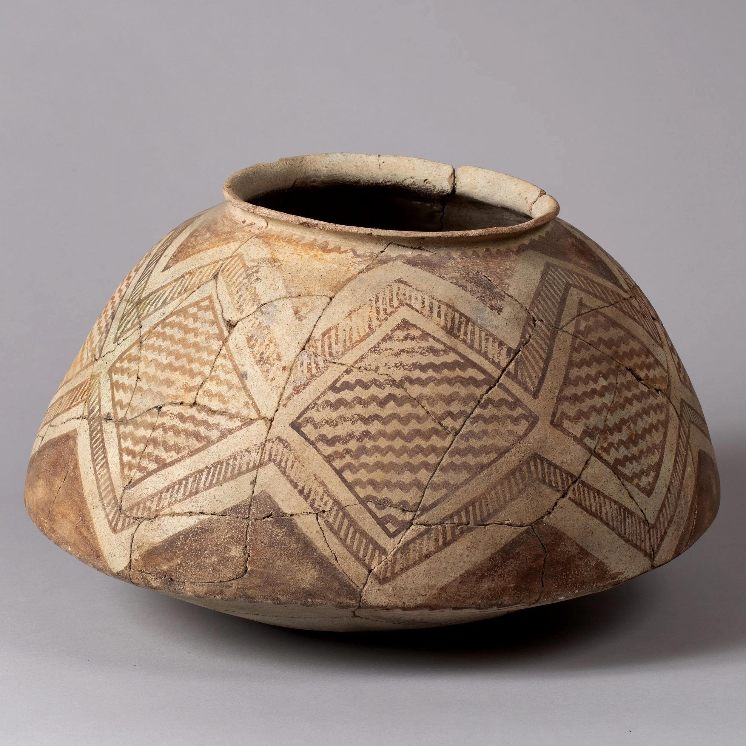 2335-Massive-Hohokam-Storage-Jar-Pre-Historic-Pottery-Native-American-Art-Blackburn-1.jpg