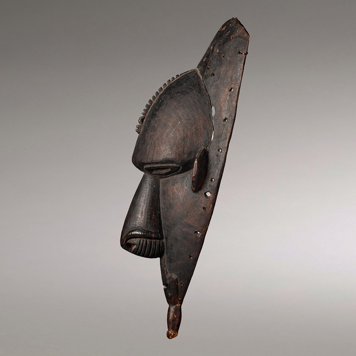 Early-Lewa-Ceremonial-Mask-Oceanic-Art-Blackburn-4.jpg
