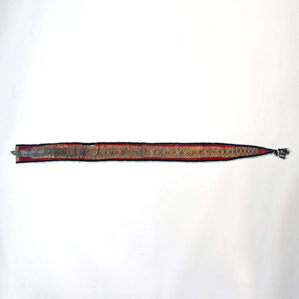 1881-Winnebago-Massasauga-Rattlesnake-Belt-Beadwork-Native-American-Art-Blackburn-1.jpg