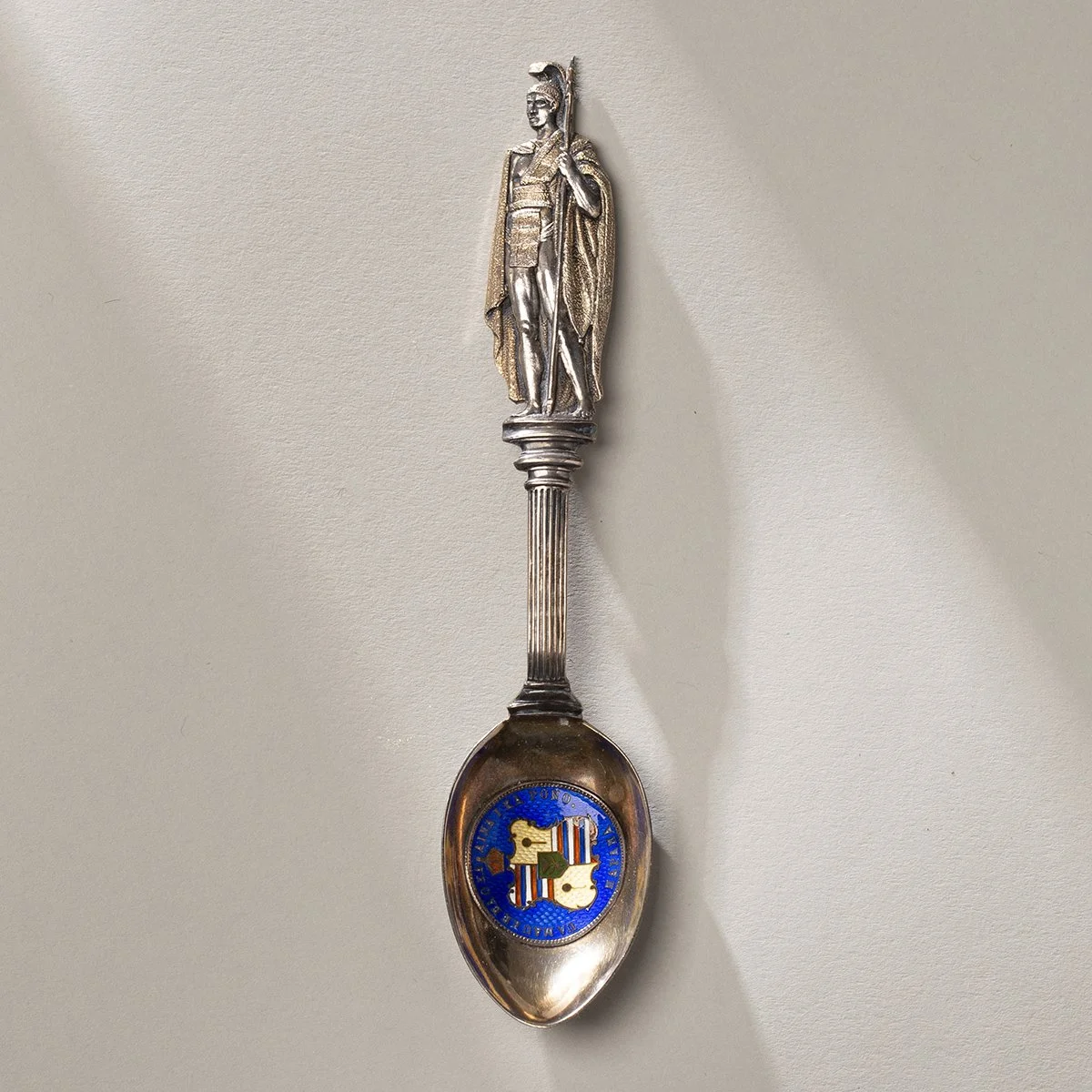 2211-Hawaii-Kamehameha-Souvenir-Spoon-Hawaii-Art-Blackburn-1.jpg