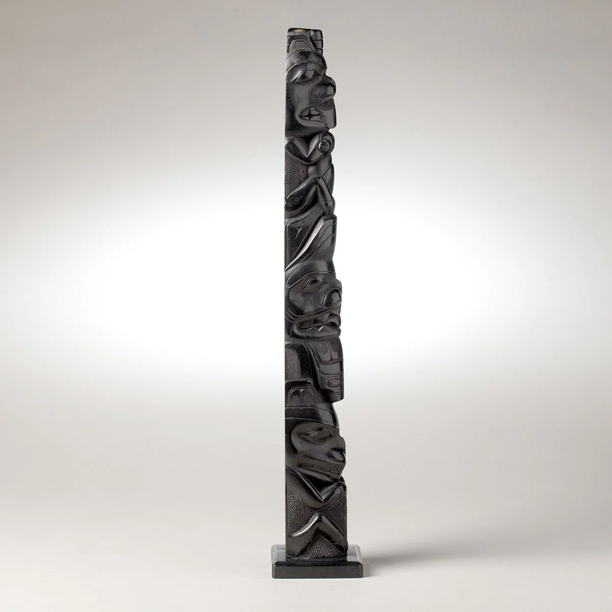 973-Haida-Argillite-Model-Totem-Pole-Northwest-Coast-Native-American-Art-Blackburn-5.jpg