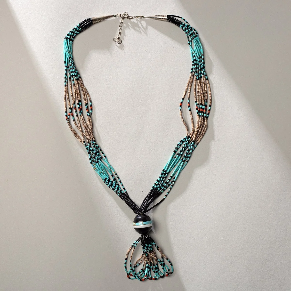 2236-Fine-Zuni-Heishi-Necklace-Pendants-Native-American-Jewelry-Art-Blackburn-1.jpg