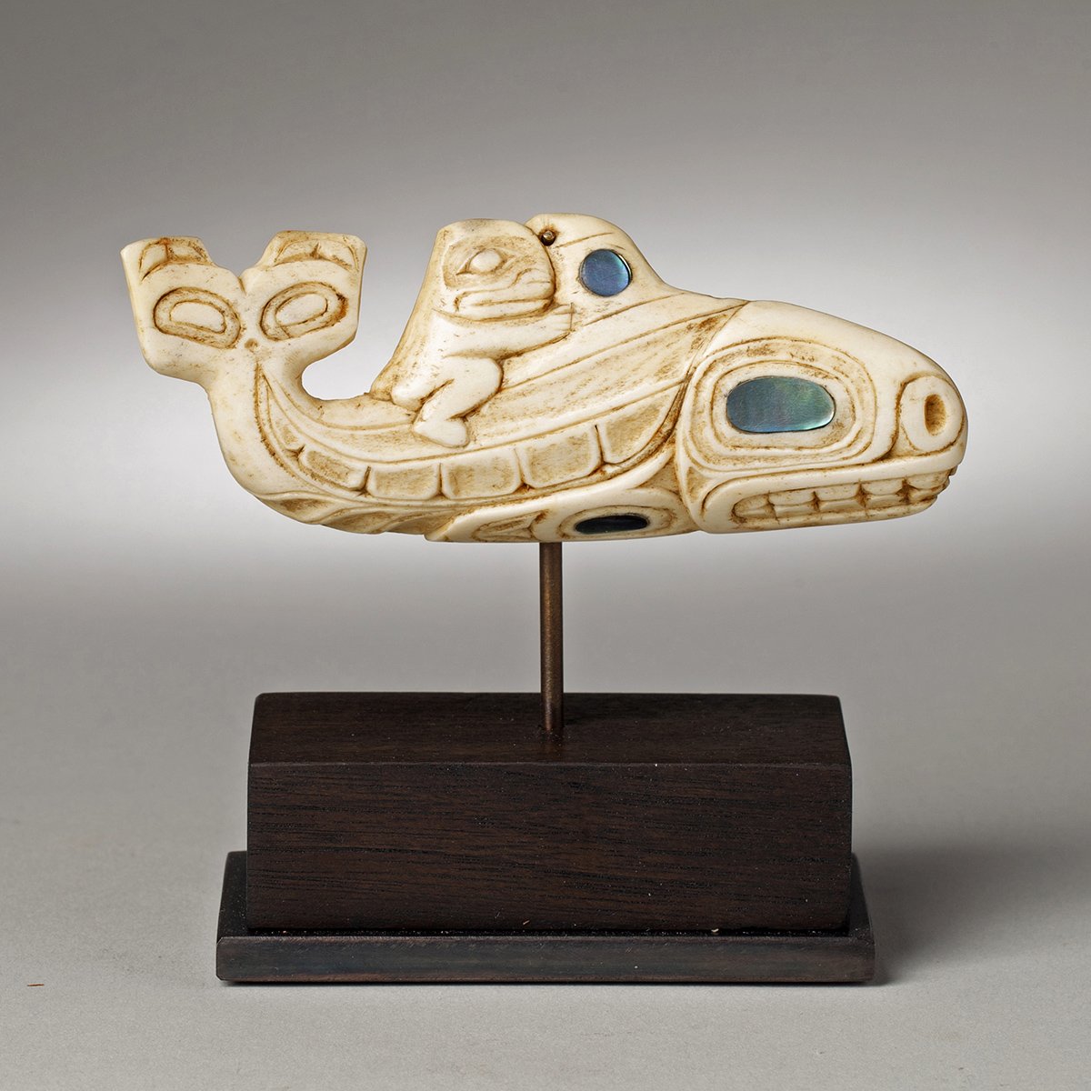 1595-Haida-Killer-Whale-Amulet-Northwest-Coast-Native-American-Art-Blackburn-1.jpg