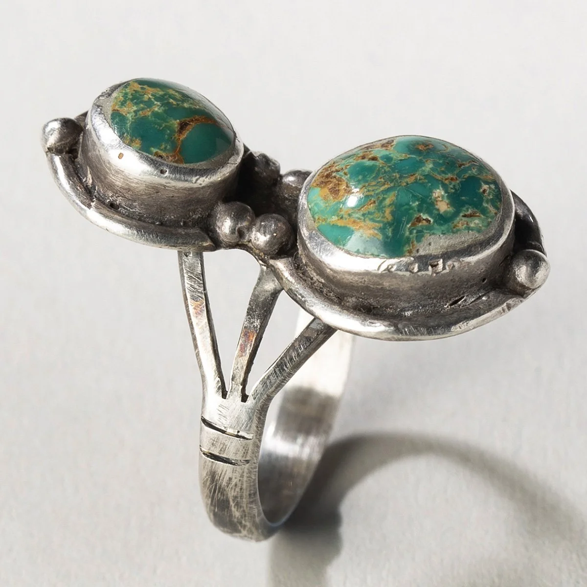 2486-1930s-Double-Stone-Navajo-Ring-Jewelry-Native-American-Art-Blackburn-2.jpg