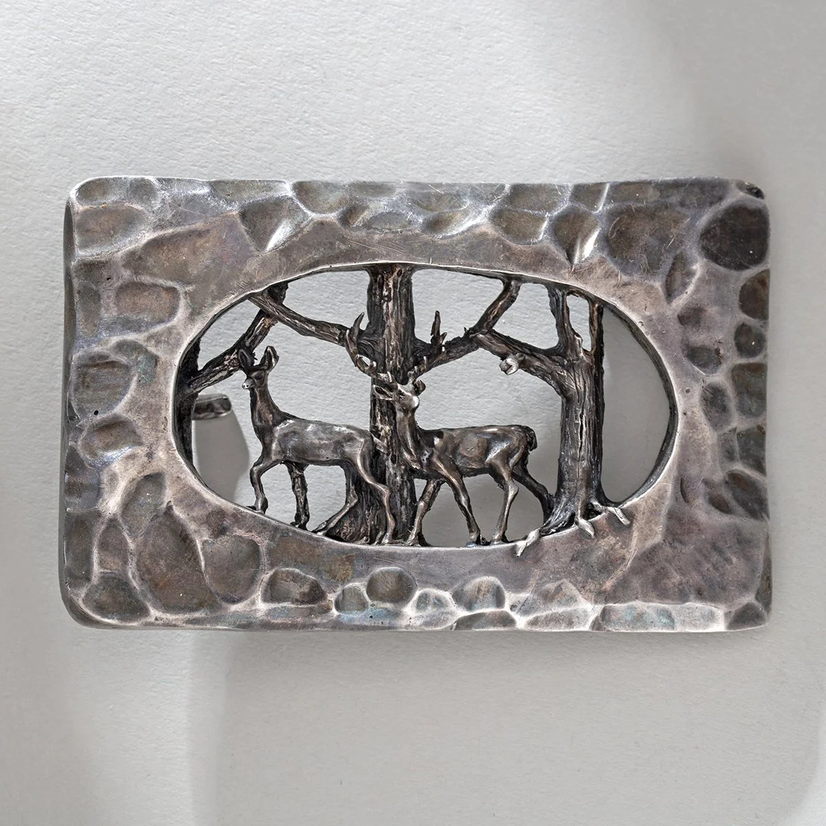 2404-Unusual-Deer-Custom-Buckle-Western-Cowboy-Art-Blackburn-1.jpg