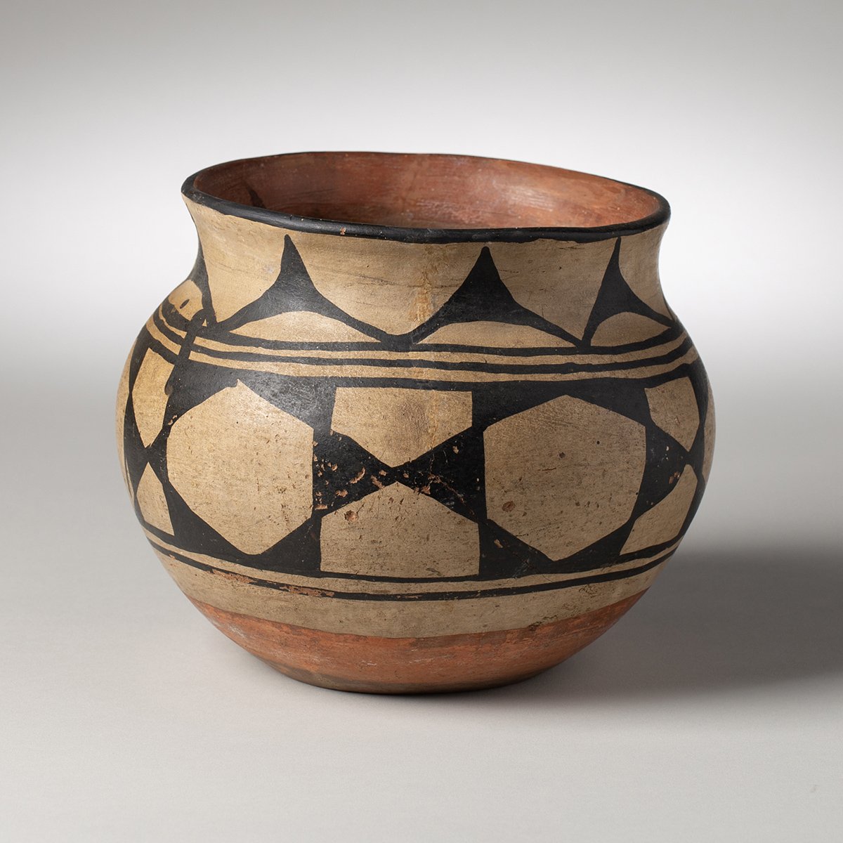 1667-Fine-Cochiti-Pot-Historic-Pottery-Native-American-Art-Blackburn-1.jpg