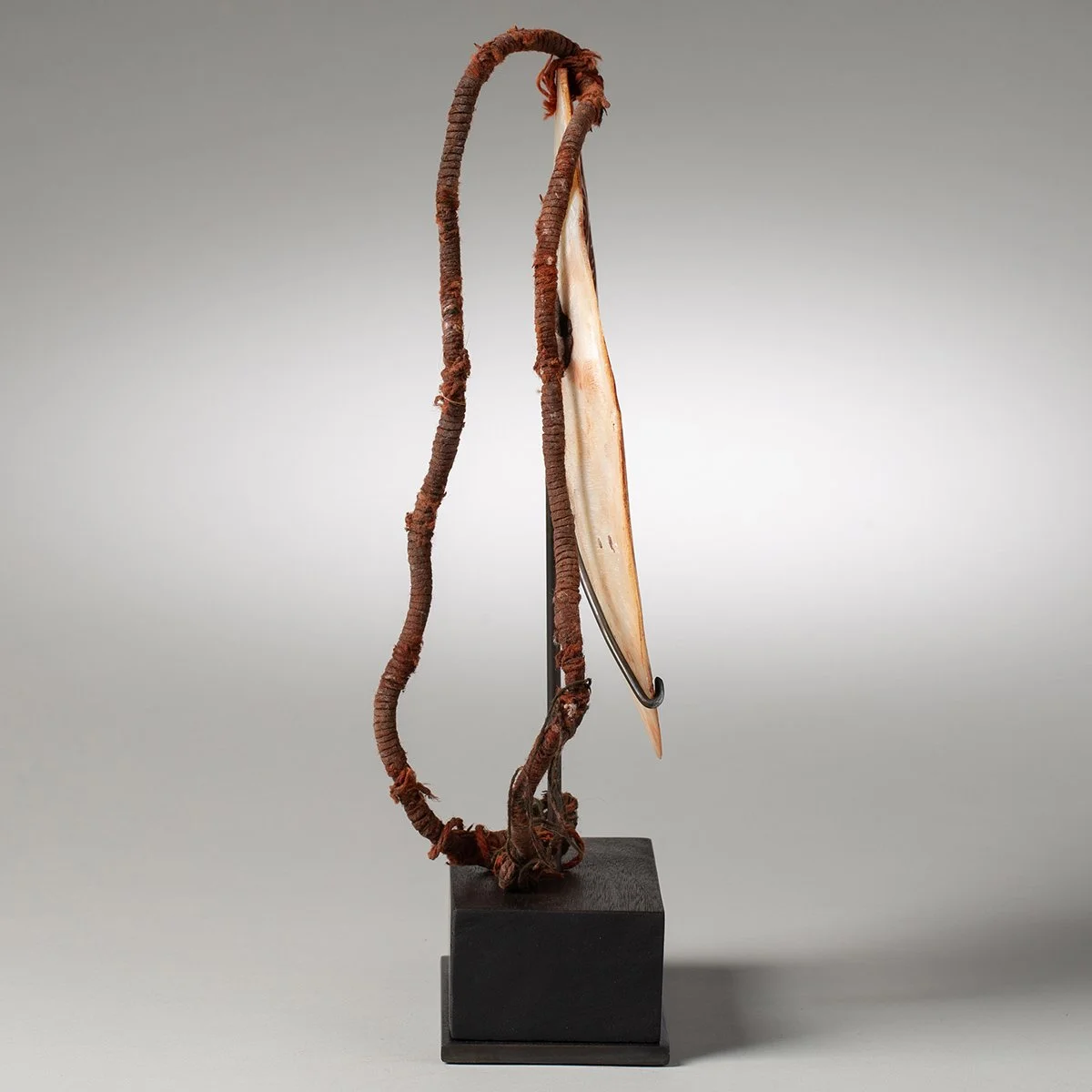 1674-Massive-Aboriginal-Longka-Longka-Pearl-Shell-Oceanic-Art-Blackburn-6.jpg
