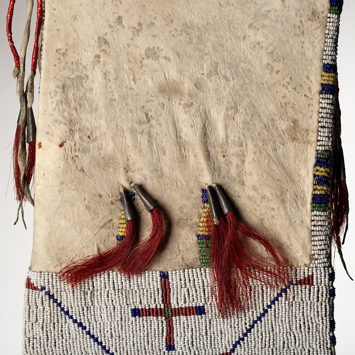 1348-Lakota-Sioux Pipe-Bag-Water Bug-Design-Beadwork-Native-American-Art-Blackburn-5.jpg