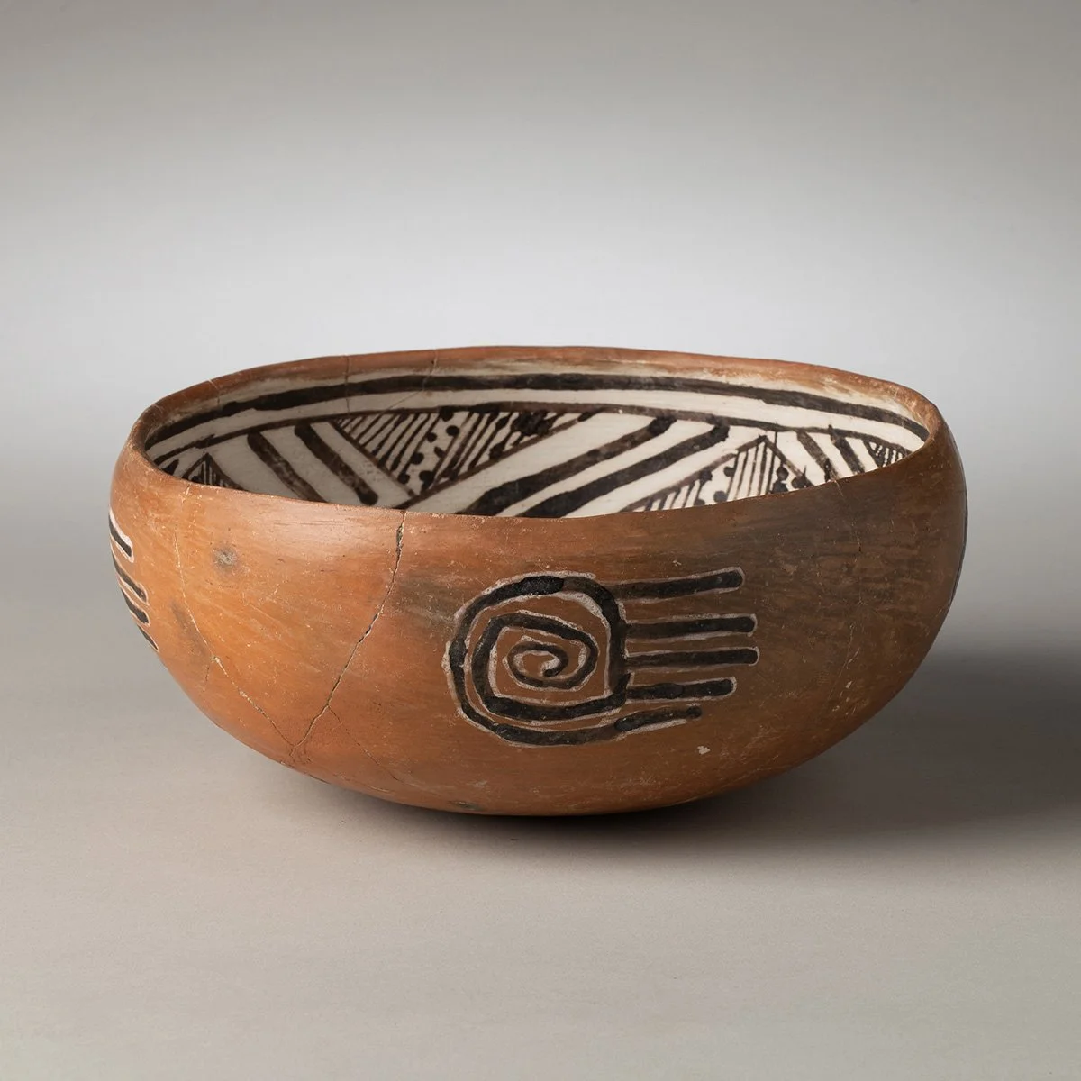 940-Rare-Kwakina-Polychrome-Bowl-Pottery-Native-American-Art-4.jpg