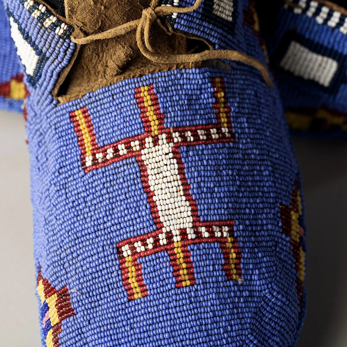 Gros-Ventre-Ceremonial-Moccasins-Beadwork-Native-American-7.jpg
