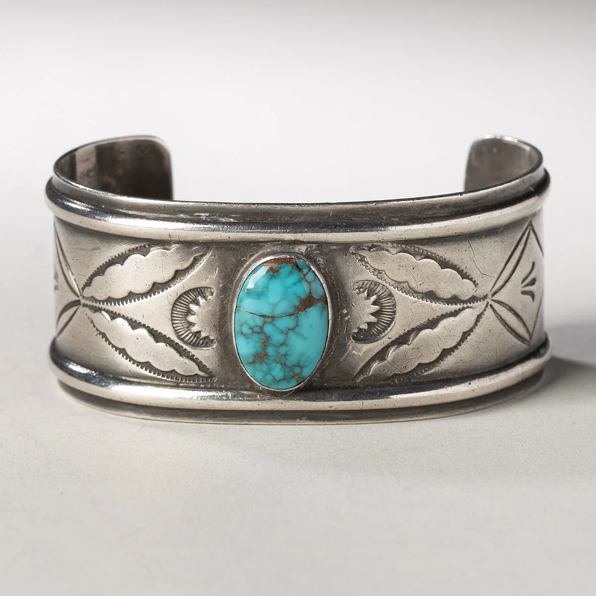 2478-1920s-Navajo-Ingot-Silver-Bracelet-Jewelry-Native-American-Art-Blackburn-1.jpg