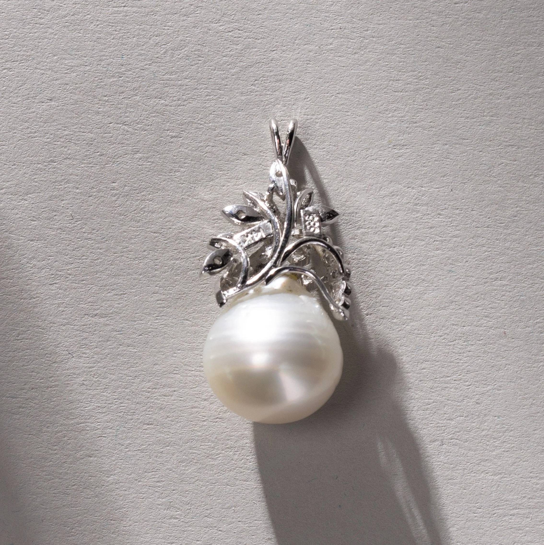 2295-South-Sea-Pearl-Pendant-Jewelry-Art-Blackburn-1.jpg