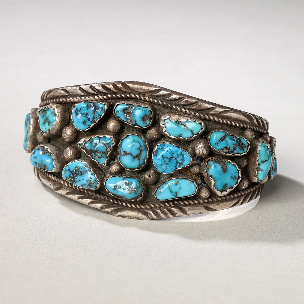 2255-Wes-Willy-Navajo-Bracelet-Bracelets-Native-American-Jewelry-Art-Blackburn-1.jpg