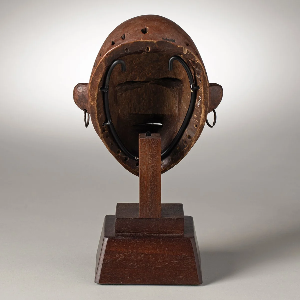 2116-Fine-Chokwe-Mask-African-Art-Blackburn-5.jpg
