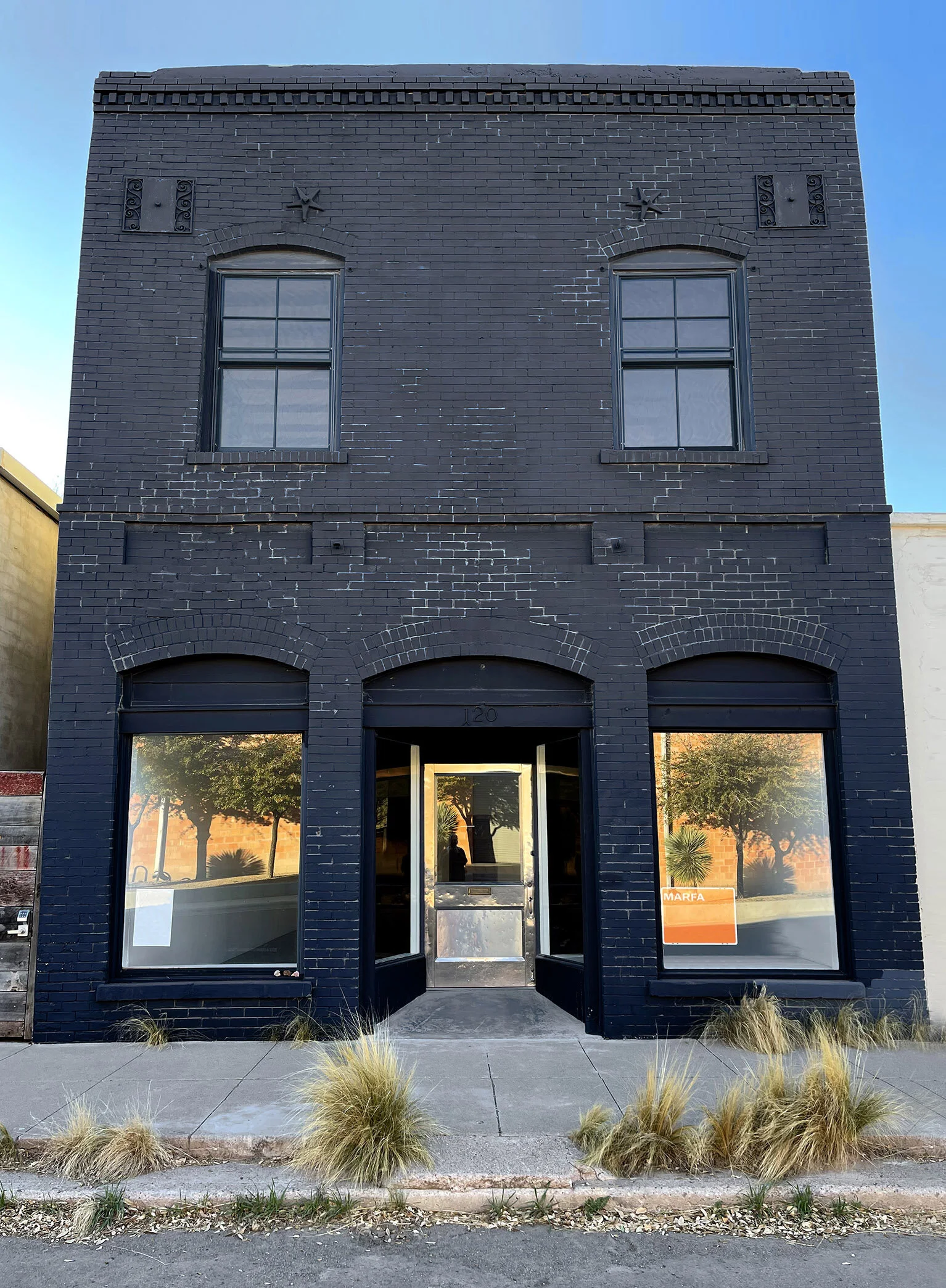 Marfa-Art-Blackburn-building-1.jpg