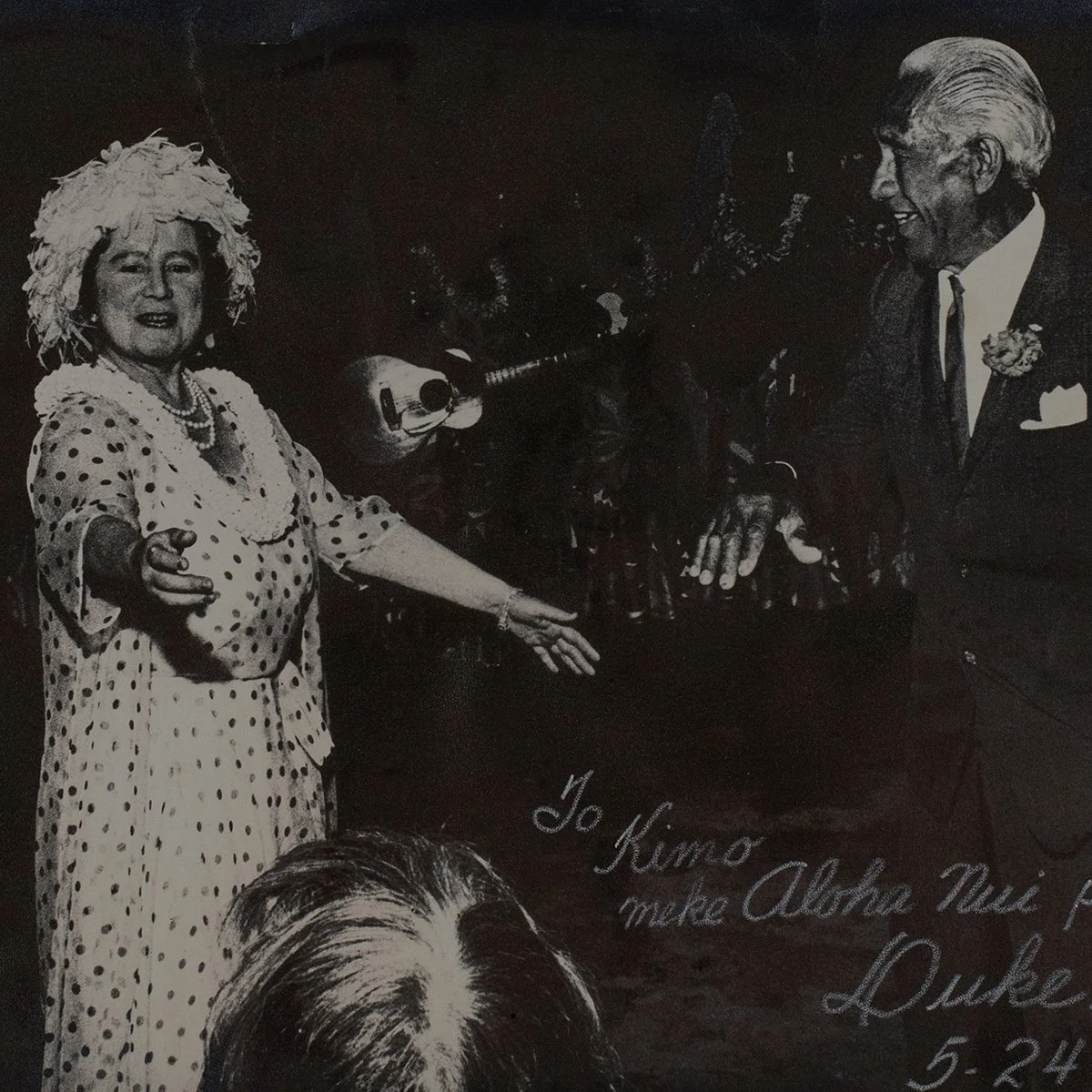 1720-Rare-Duke-Kahanamoku-Signed-Photo-Surfing-Art-Blackburn-2.jpg