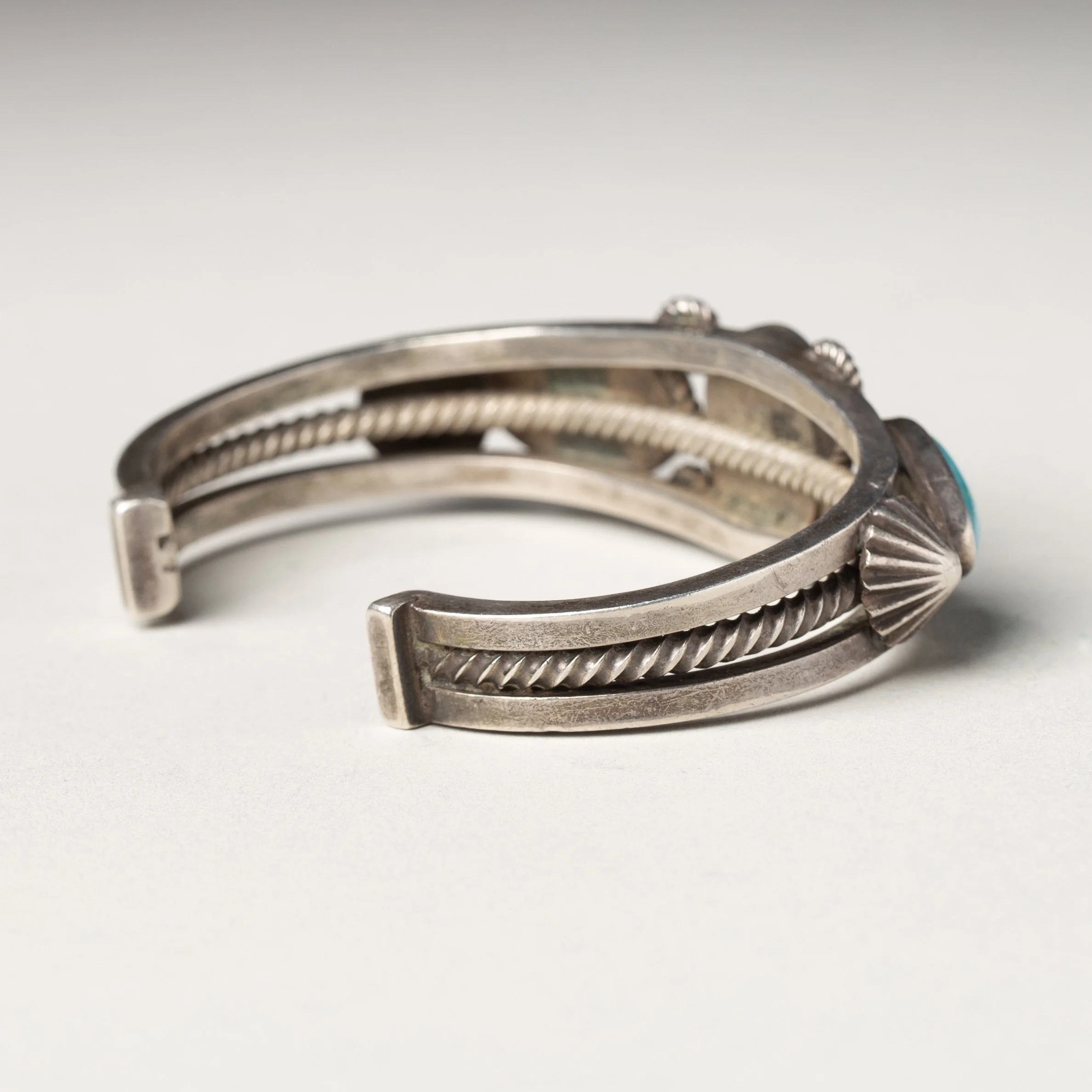 2281-Navajo Bracelet-Native-American-Jewelry-Art-Blackburn-3.jpg