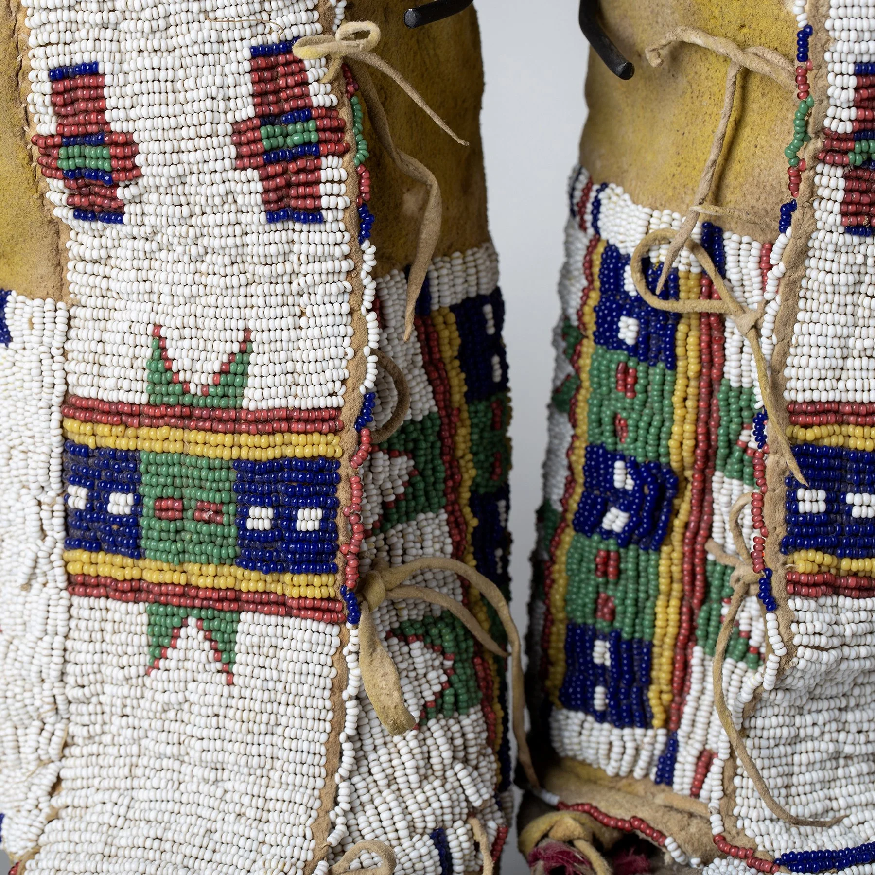 Sioux-Hi-Top-Moccasins-Beadwork-Quillwork-Native-American-Art-Blackburn-2.jpg