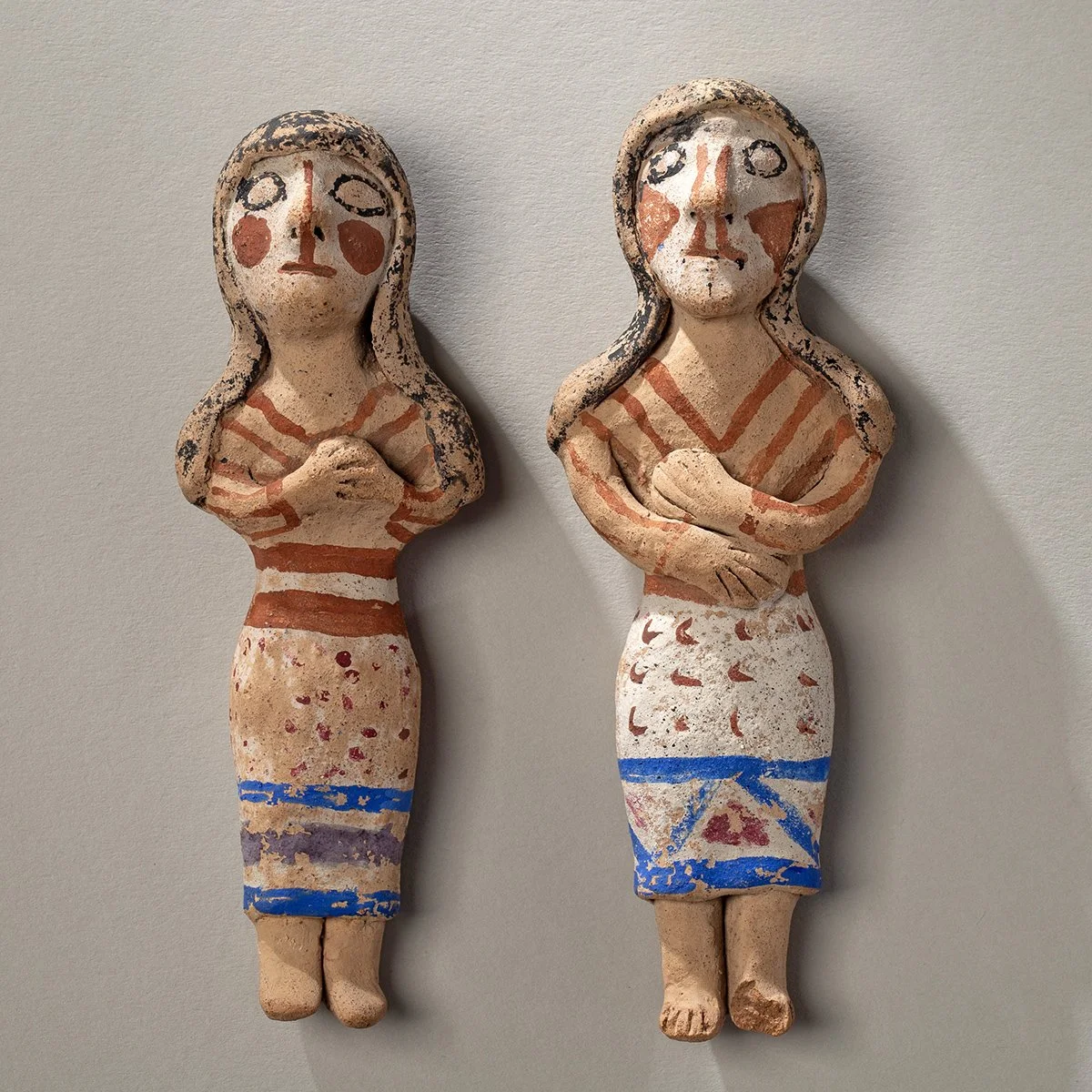 1813-Pair-Mojave-Dolls-Native-American-Art-Blackburn-1.jpg
