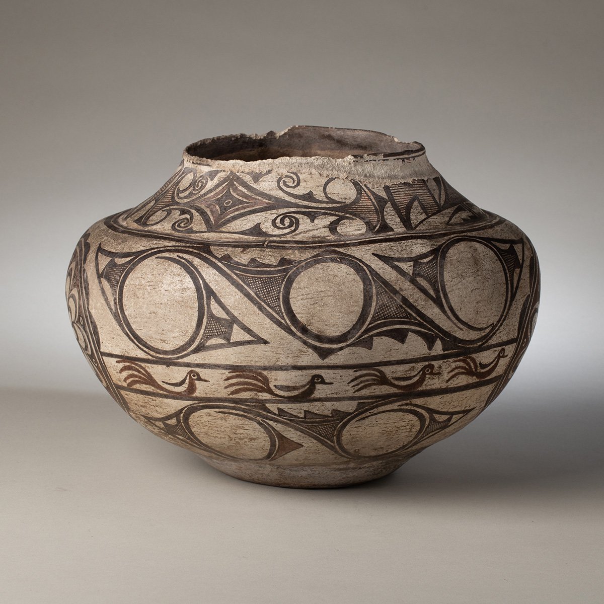 958-Early-Epic-Zuni-Olla-Pottery-Native-American-Art-4.jpg