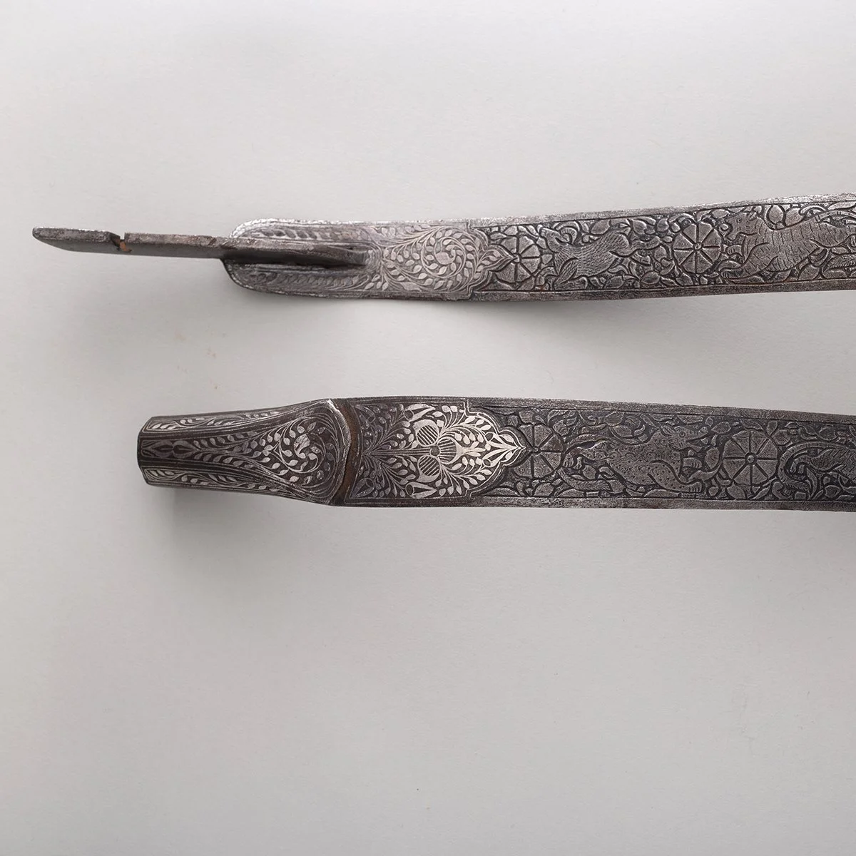 2587-Fine-North-Indian-Damascus-Bow-Curiosities-Asian-Art-Blackburn-4.jpg (Copy)