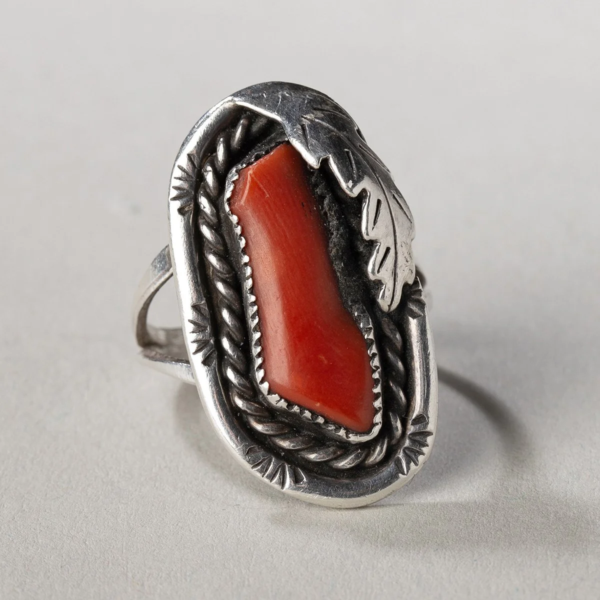 2496-1970s-Navajo-Coral-Ring-Jewelry-Native-American-Art-Blackburn-1.jpg