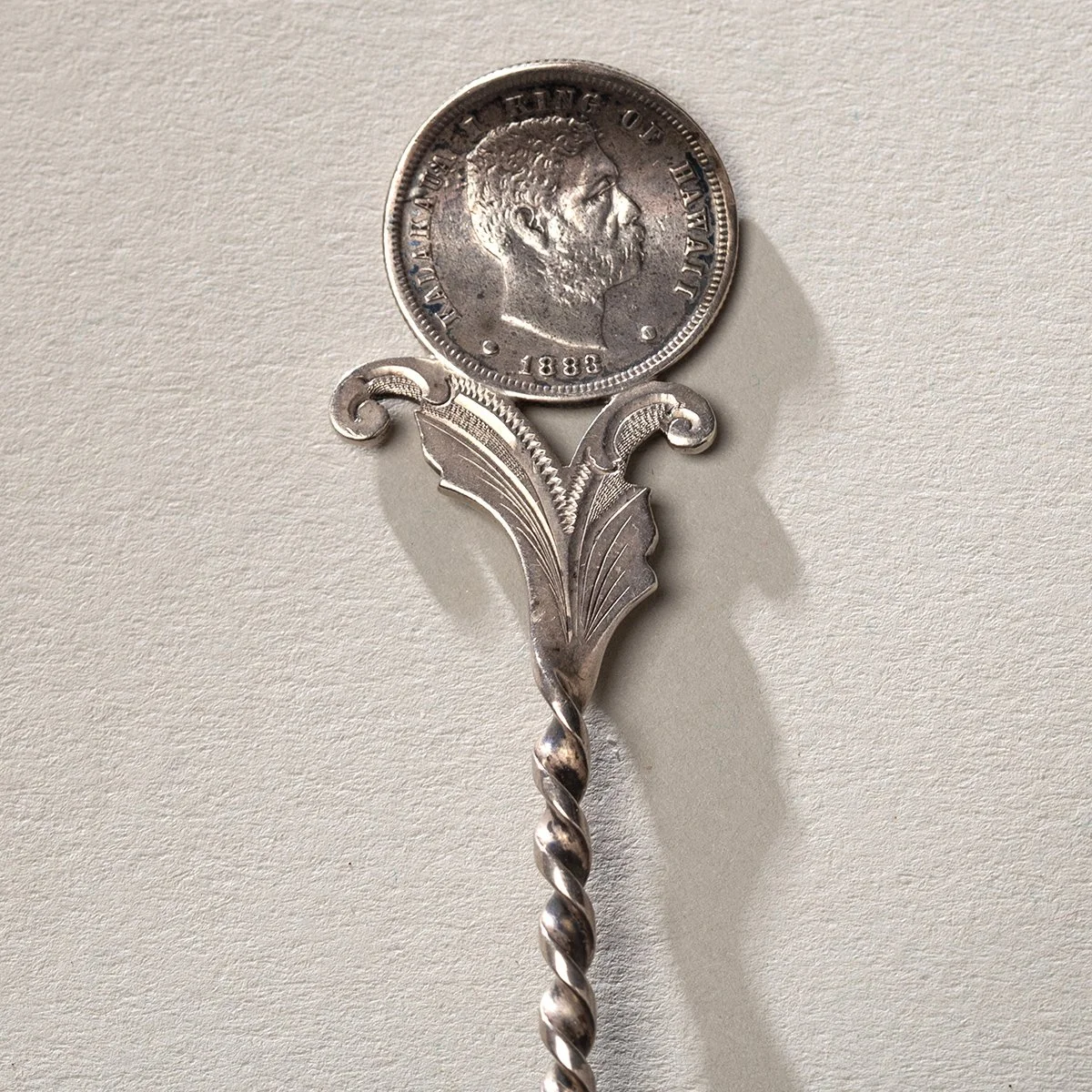 2213-Hawaiian-Kalakaua-Coins-Souvenir-Spoon-Hawaii-Art-Blackburn-2.jpg