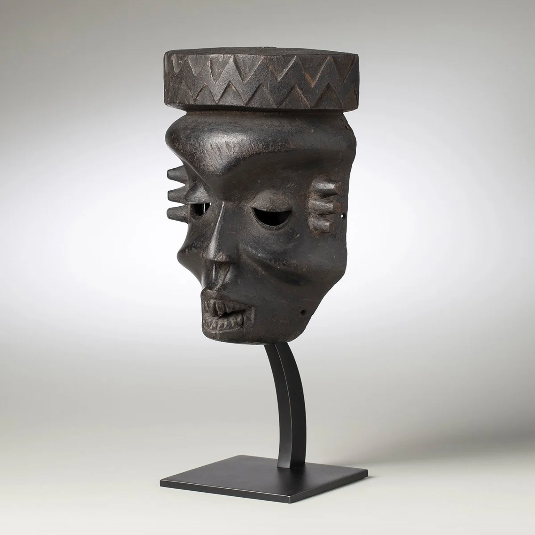 Ibibio mask 2.png