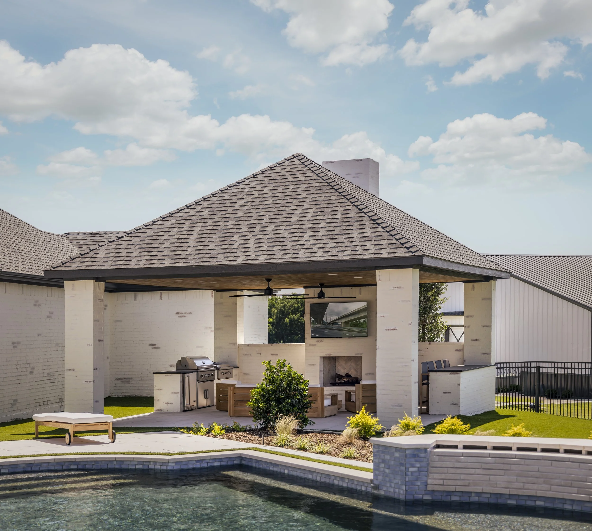 Outdoor Kitchen & Pool.jpg