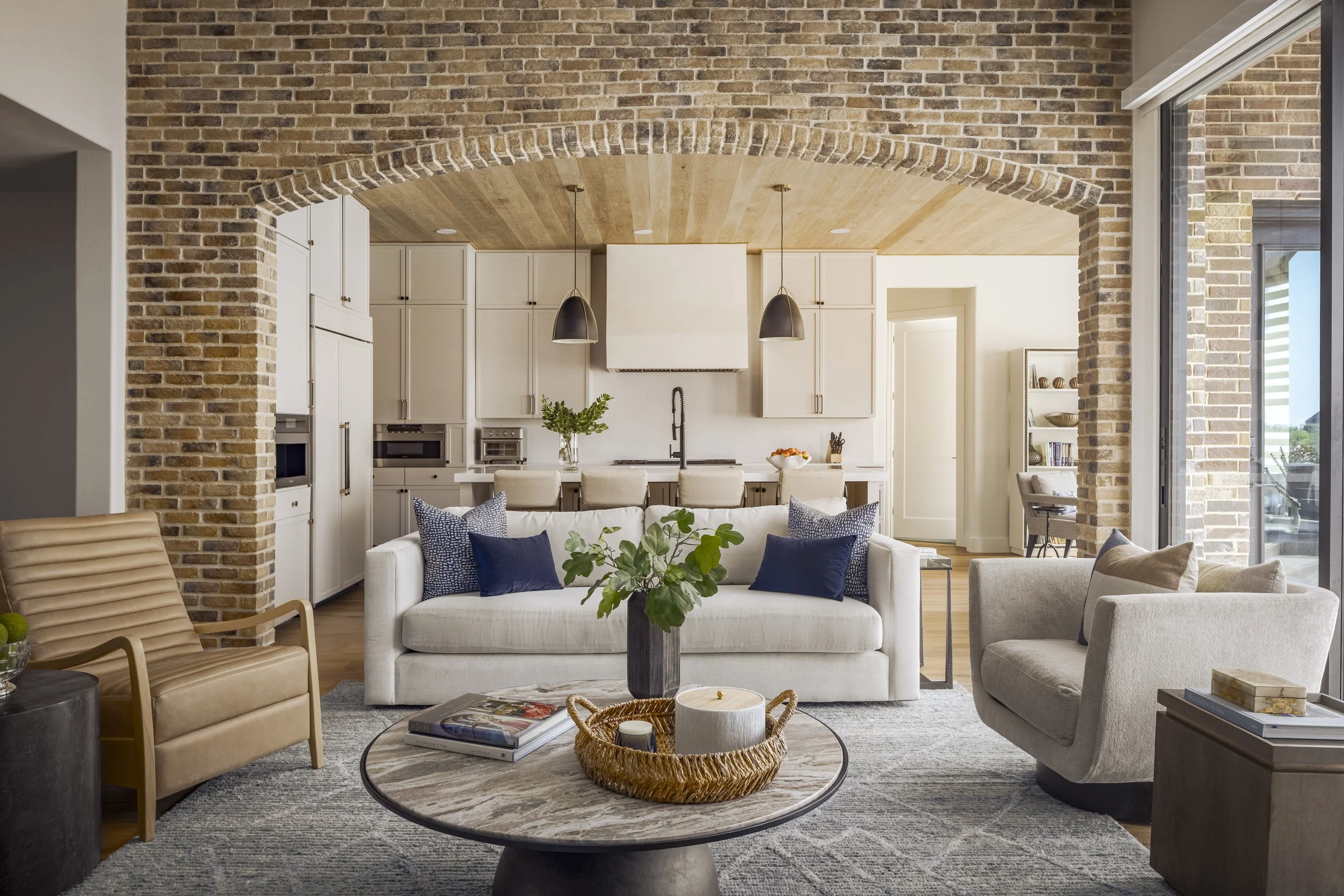 Fmaily Room to Kitchen - Brick Arch.jpg