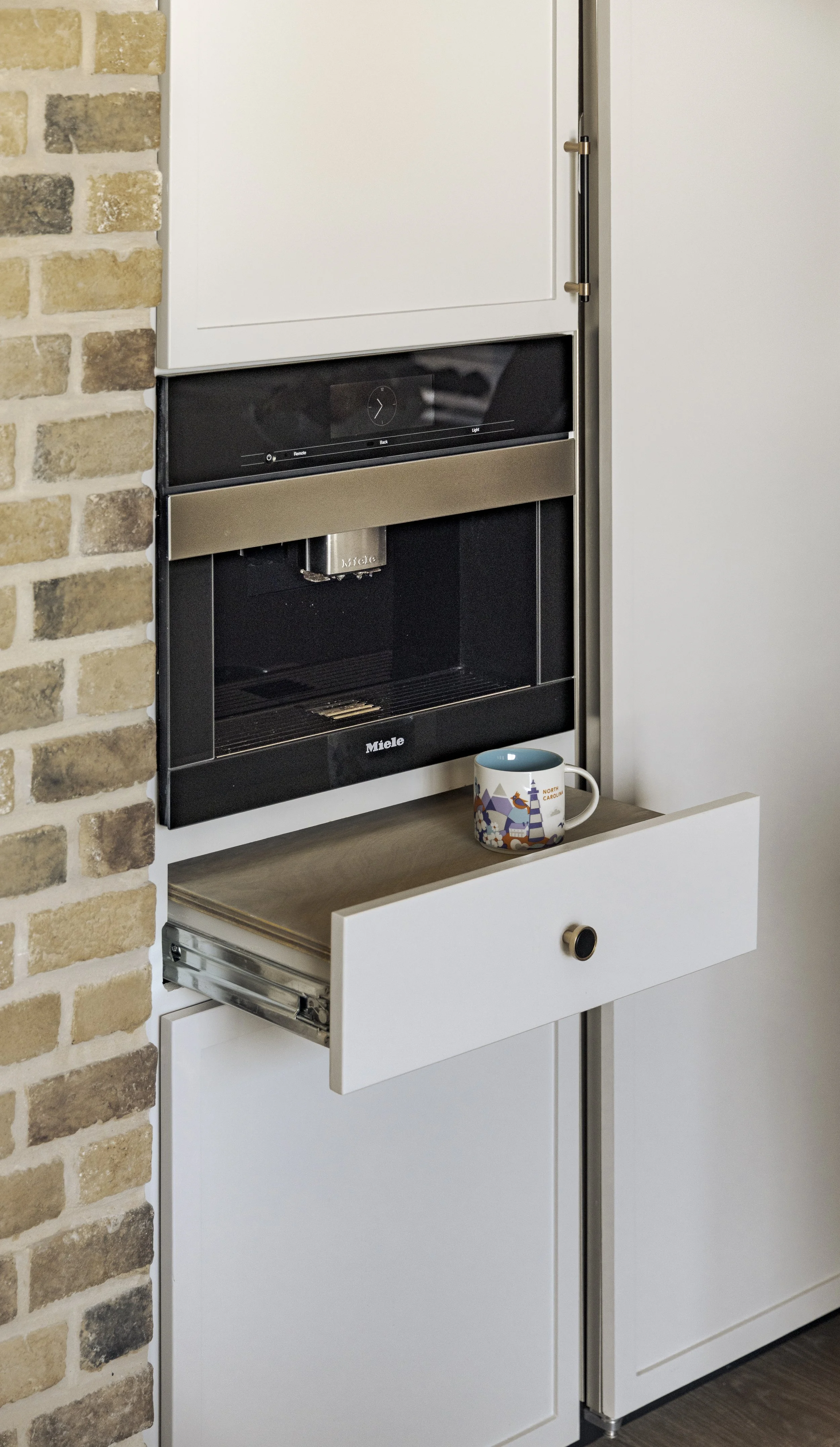 Coffee Bar & Cup.jpg