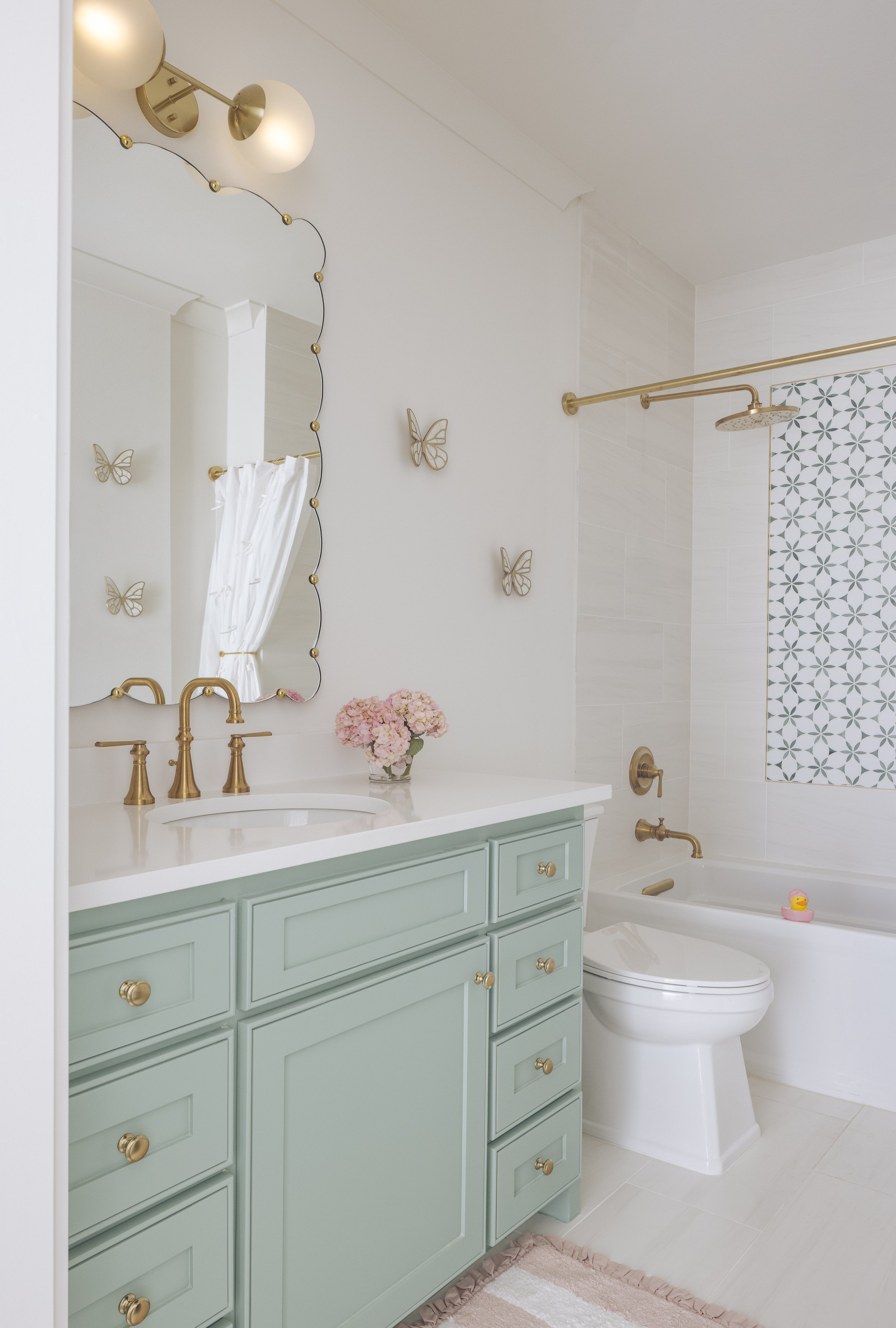 Girls Bath Green Gold & Pink.jpg