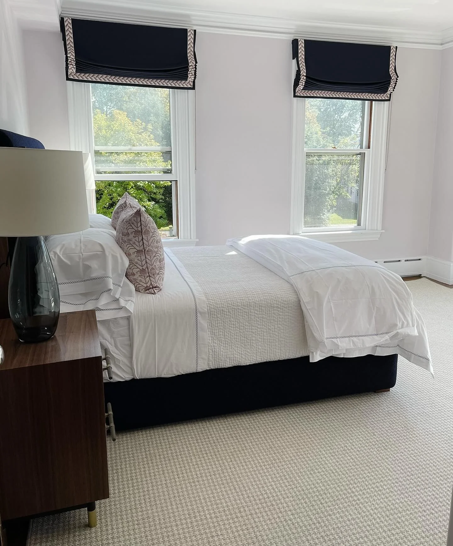 A guest suite that&rsquo;ll keep guests staying a little bit longer. 

#interiordesign
Designed at Kate Coughlin Interiors