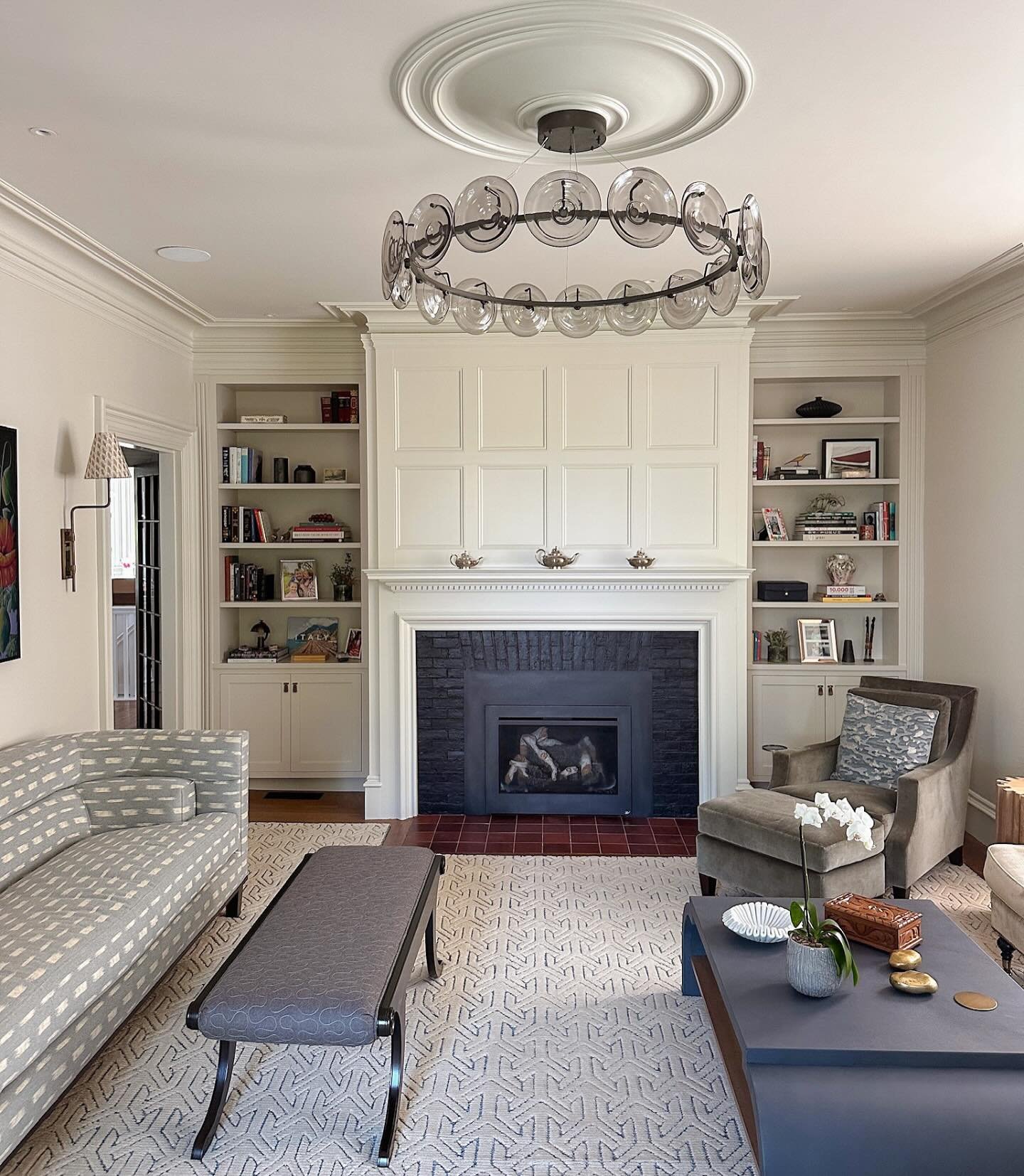 Making this traditional Victorian home modern for a young family made for a fun design challenge. 

#interiordesign