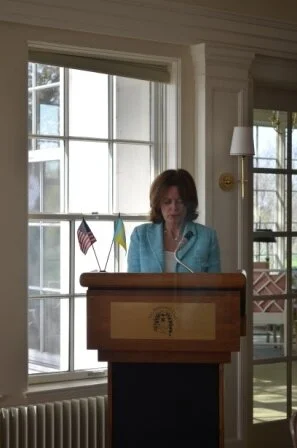 Susan Dunnavan at podium.jpg