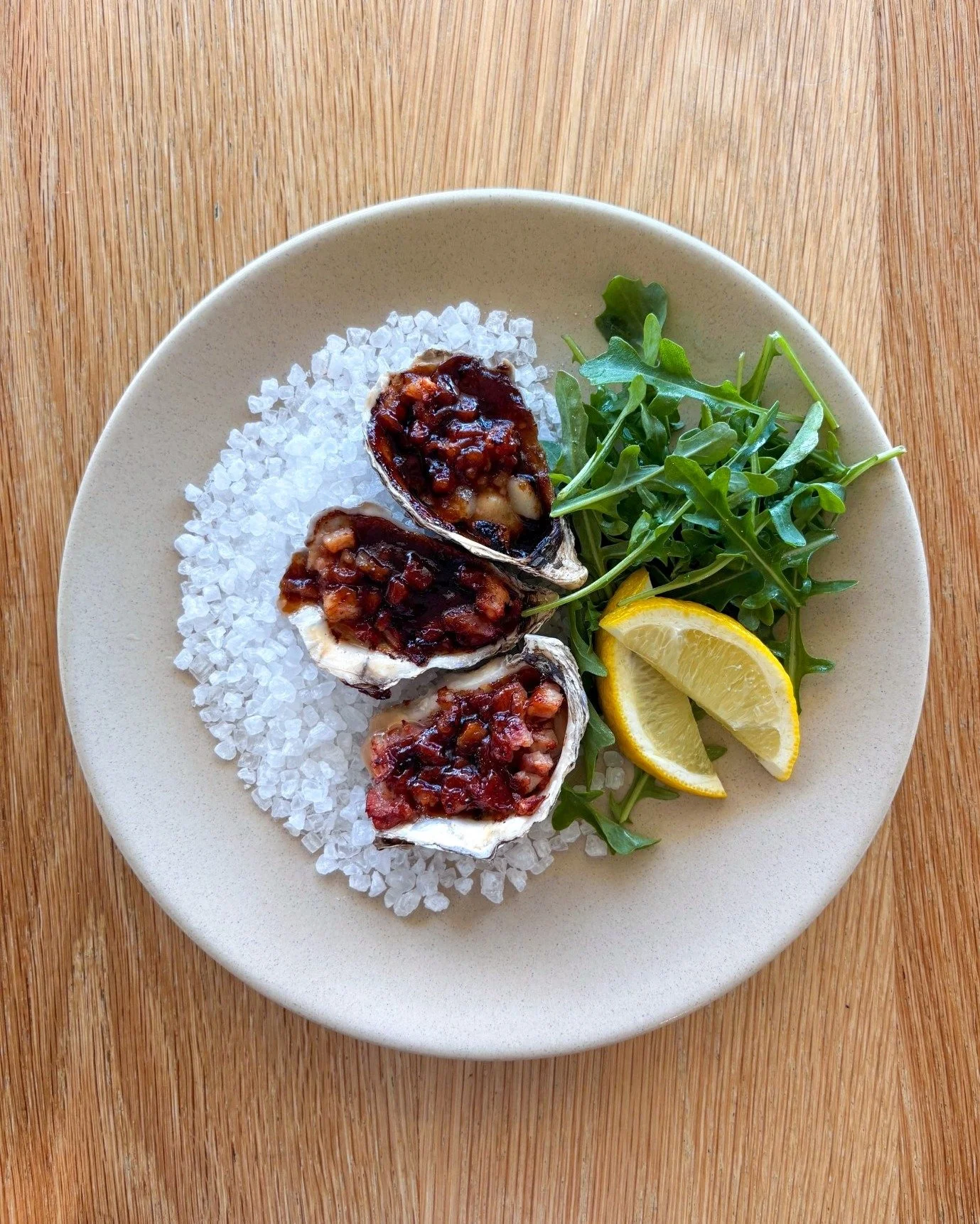 Feels good to inspire a celebrity chef, via a prominent Australian author and journalist! 👨🏼&zwj;🍳🗞 

Chuffed to see Mollymook Golf Club getting a mention, referred to by Richard Glover (Sydney Morning Herald columnist and former ABC Radio host),