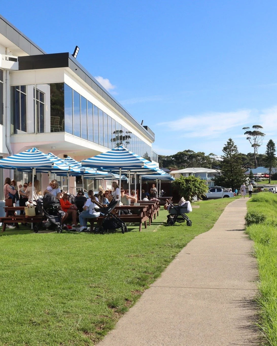 On Sunday, February 1st, @saltandspencermollymook Kiosk will be operating as usual, open from 7am until 2pm. 🏖

Due to a private function, the indoor Caf&eacute; will be closed from 9am. Thank you for your understanding. 

Visit the Kiosk window for