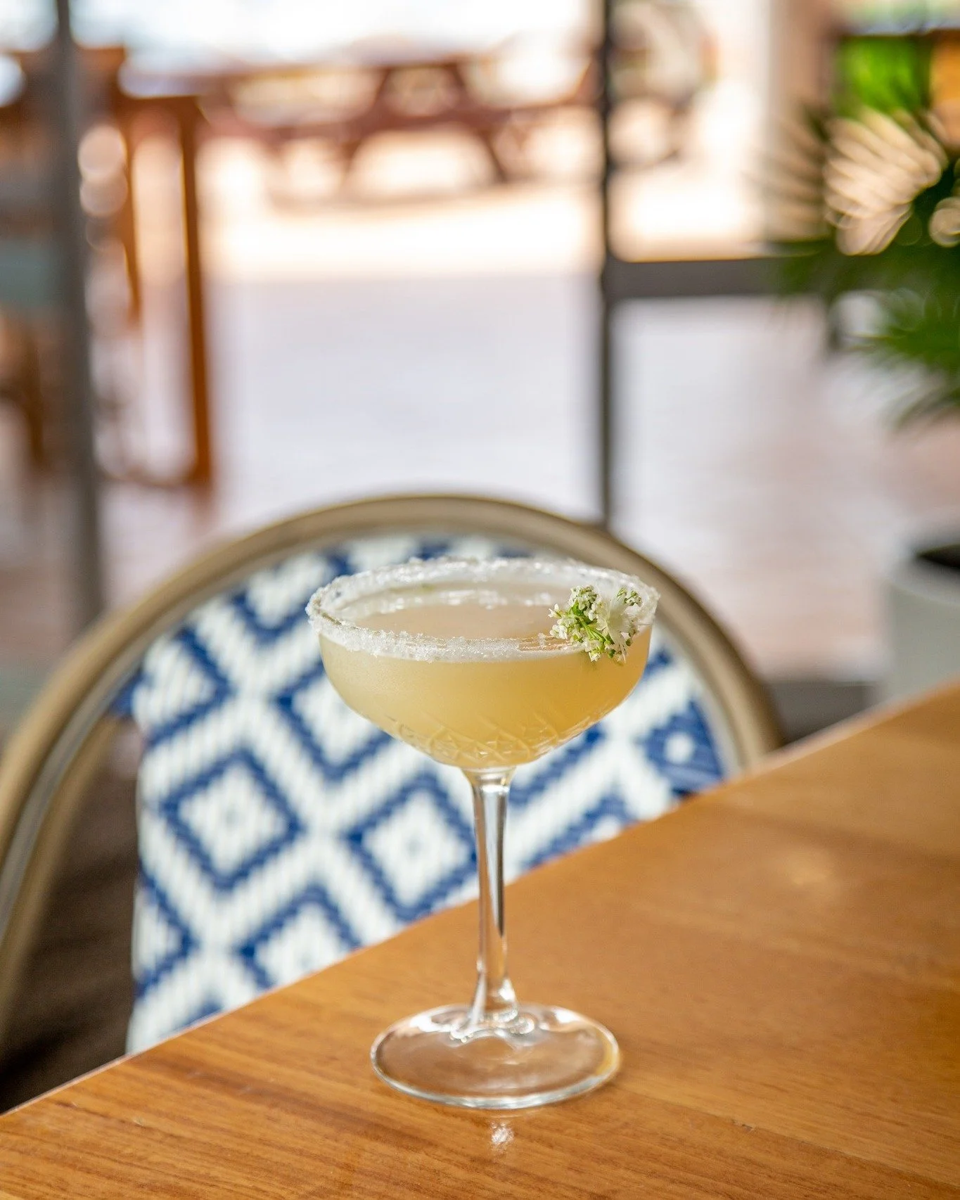 Cocktails and dinner are calling! @saltandspencermollymook dinner spoiling is now available from Thursday to Saturday night. Perfect for sunset dining, seaside sips, and making the most of Mollymook evenings. 🍸 🦐 🌙

And don't miss the spectacular 