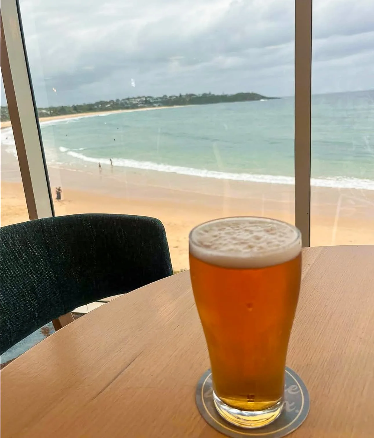 @mollymookcellarbrations has your Easter beverages sorted. 🍻 SWIPE 👉🏼 to view the new catalogue choc-a-block filled with specials to enjoy across your Easter break. 🐇

Peruse the goodies and make your way in the the Bottle Shop on your way out to