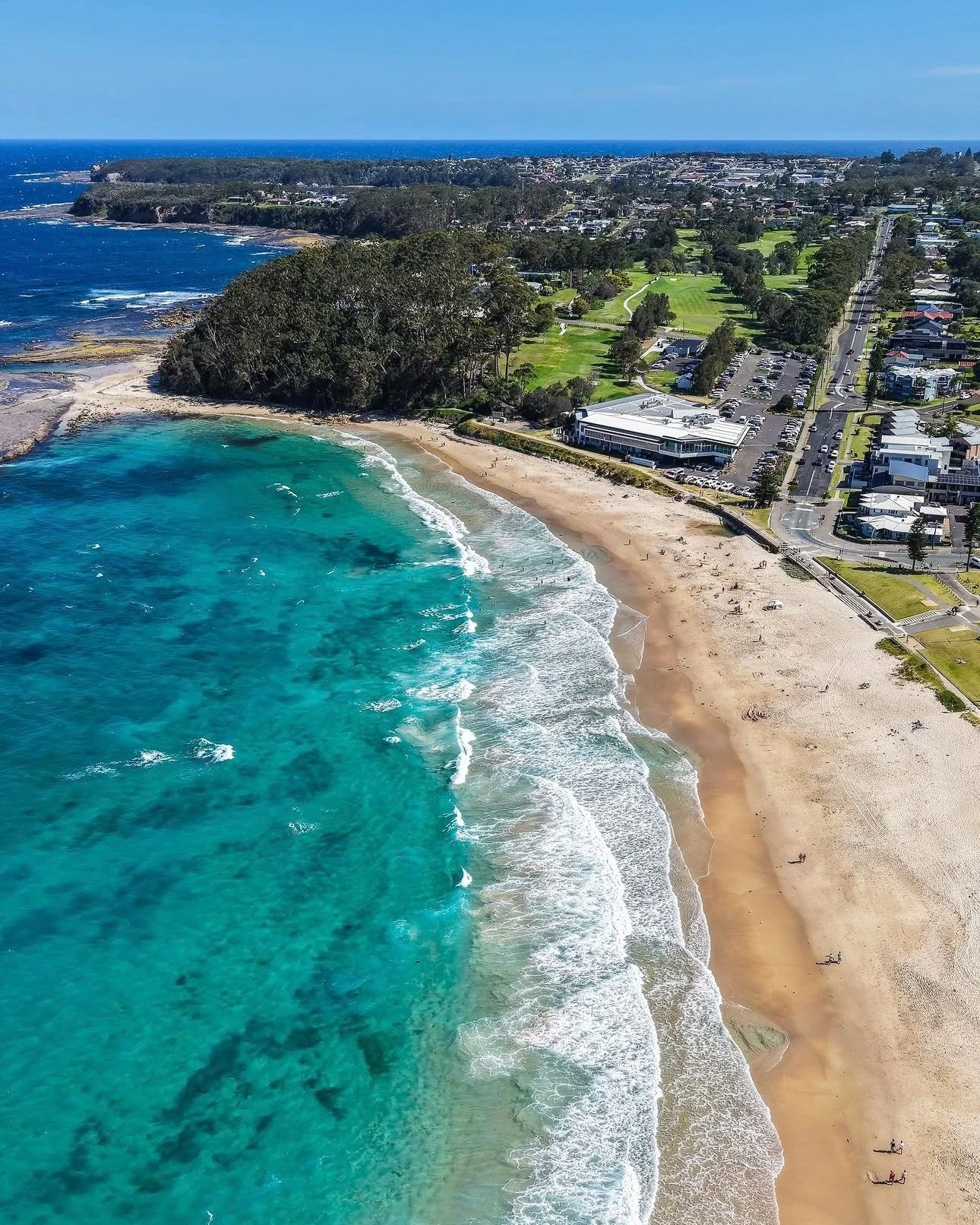 There&rsquo;s certainly something special about Mollymook. 🙌🏼

Perched along this stunning coastline, Mollymook Golf Club is more than just a place to play. It&rsquo;s where mornings begin with a sunrises over the ocean, afternoons drift between fa