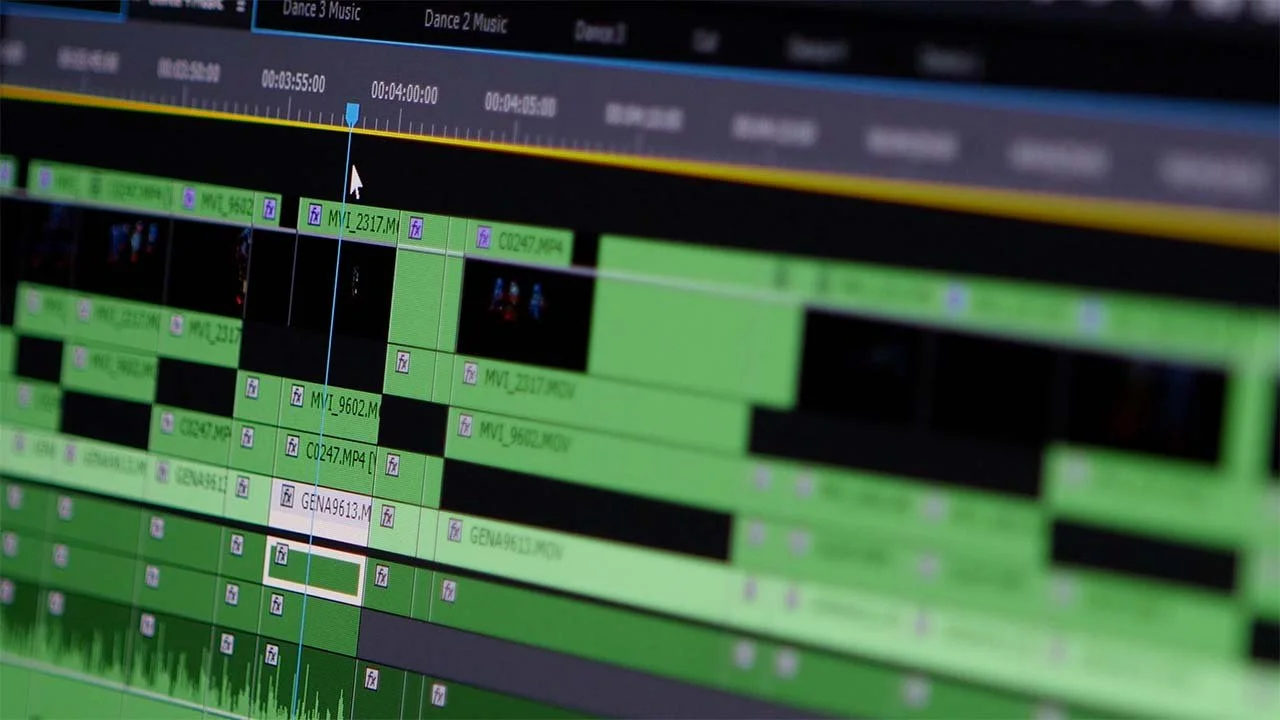 timeline Premiere Pro montage vidéo cut professionnel - Kévin Mendiboure