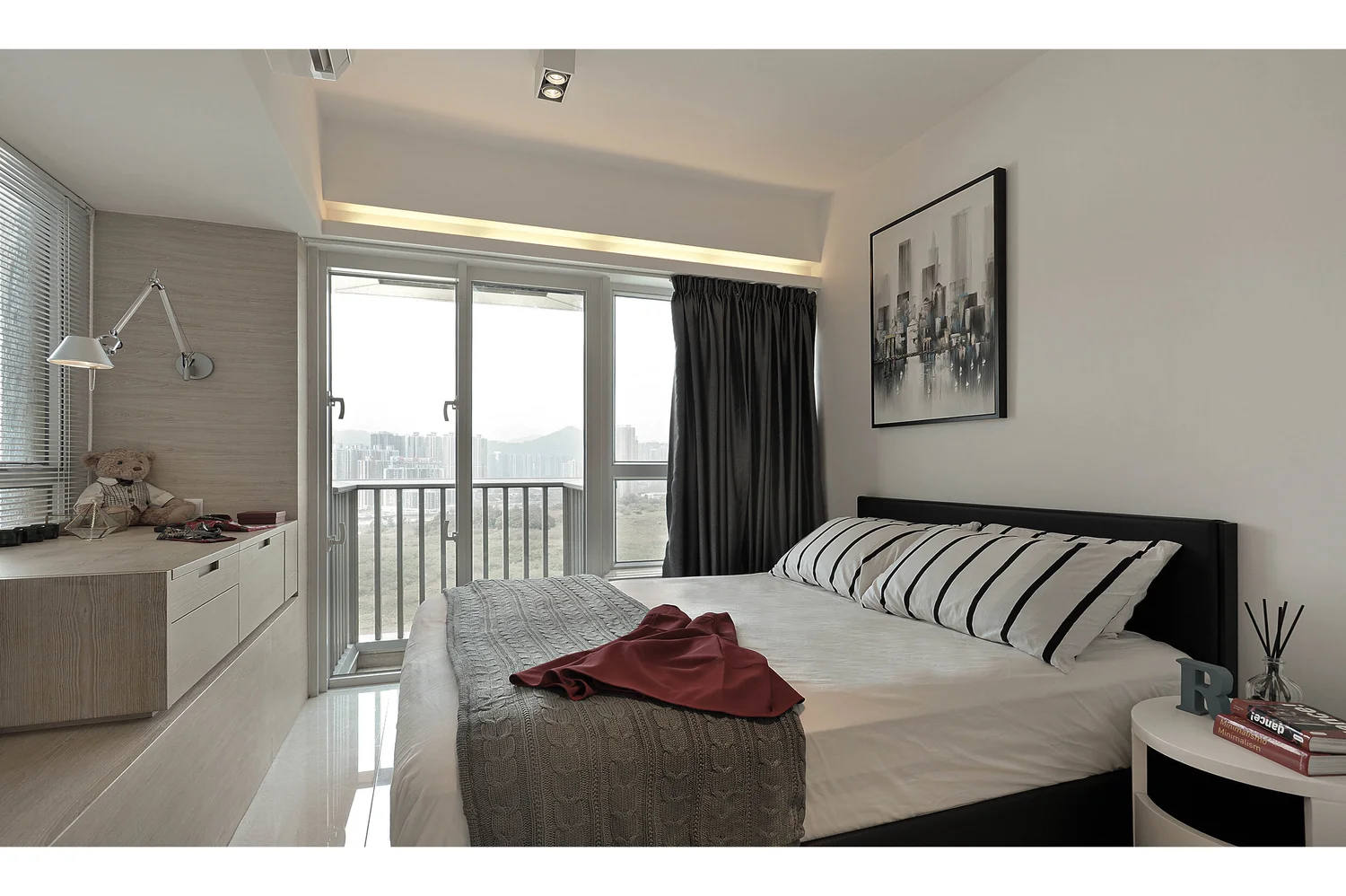 Hemera interior view 4