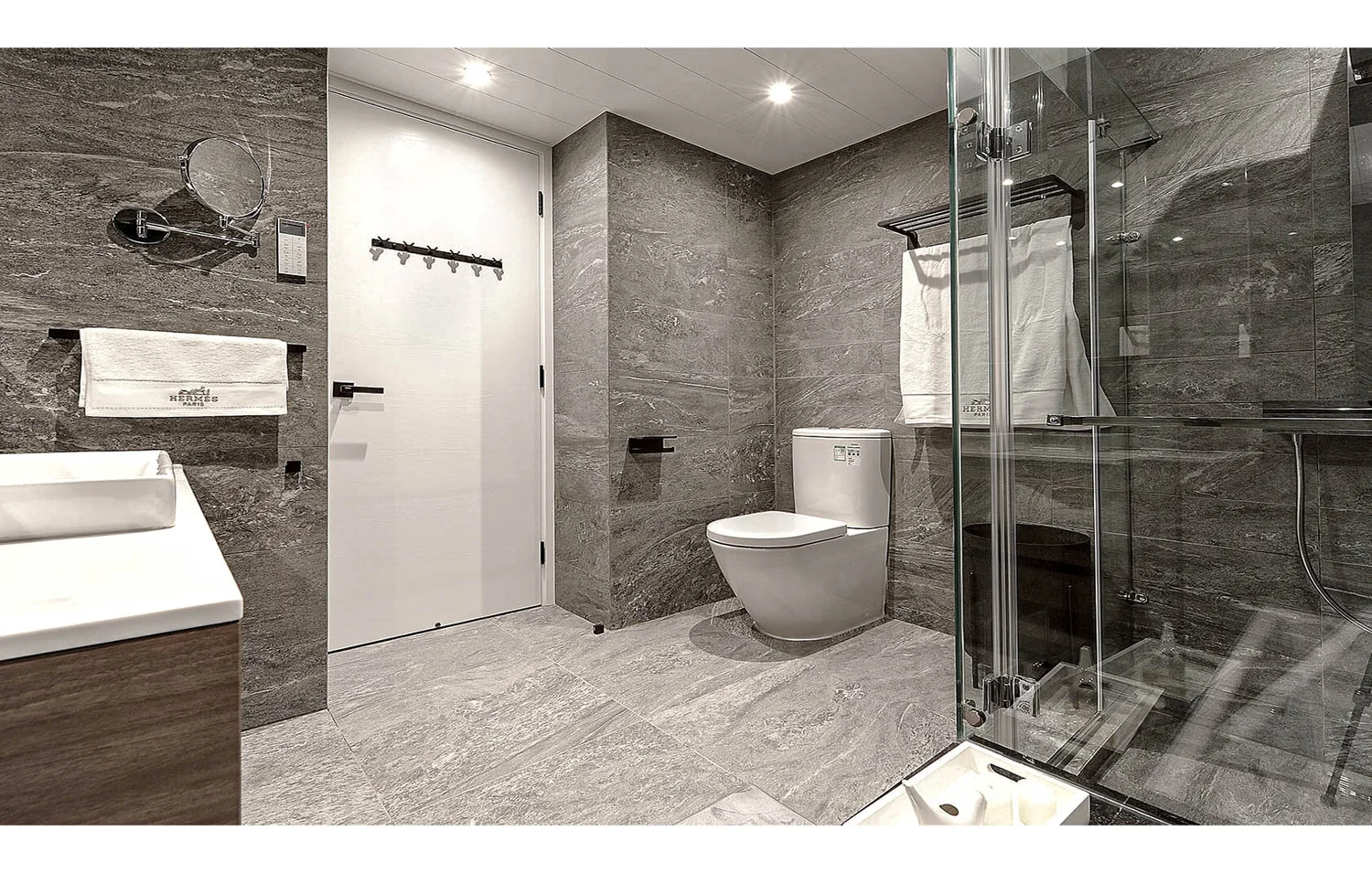 Palatial Coast interior view 5