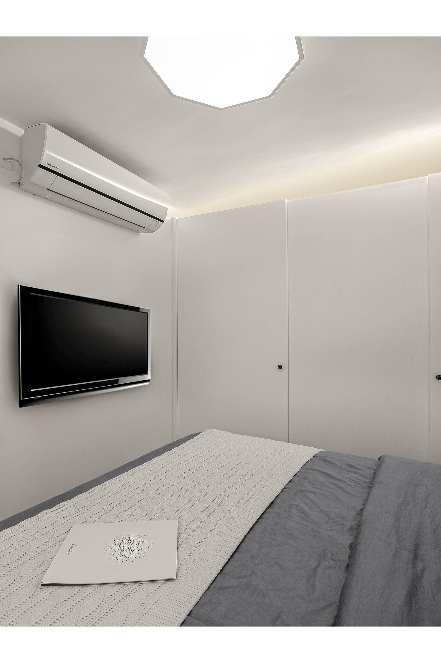 Pok Hong Estate interior view 17