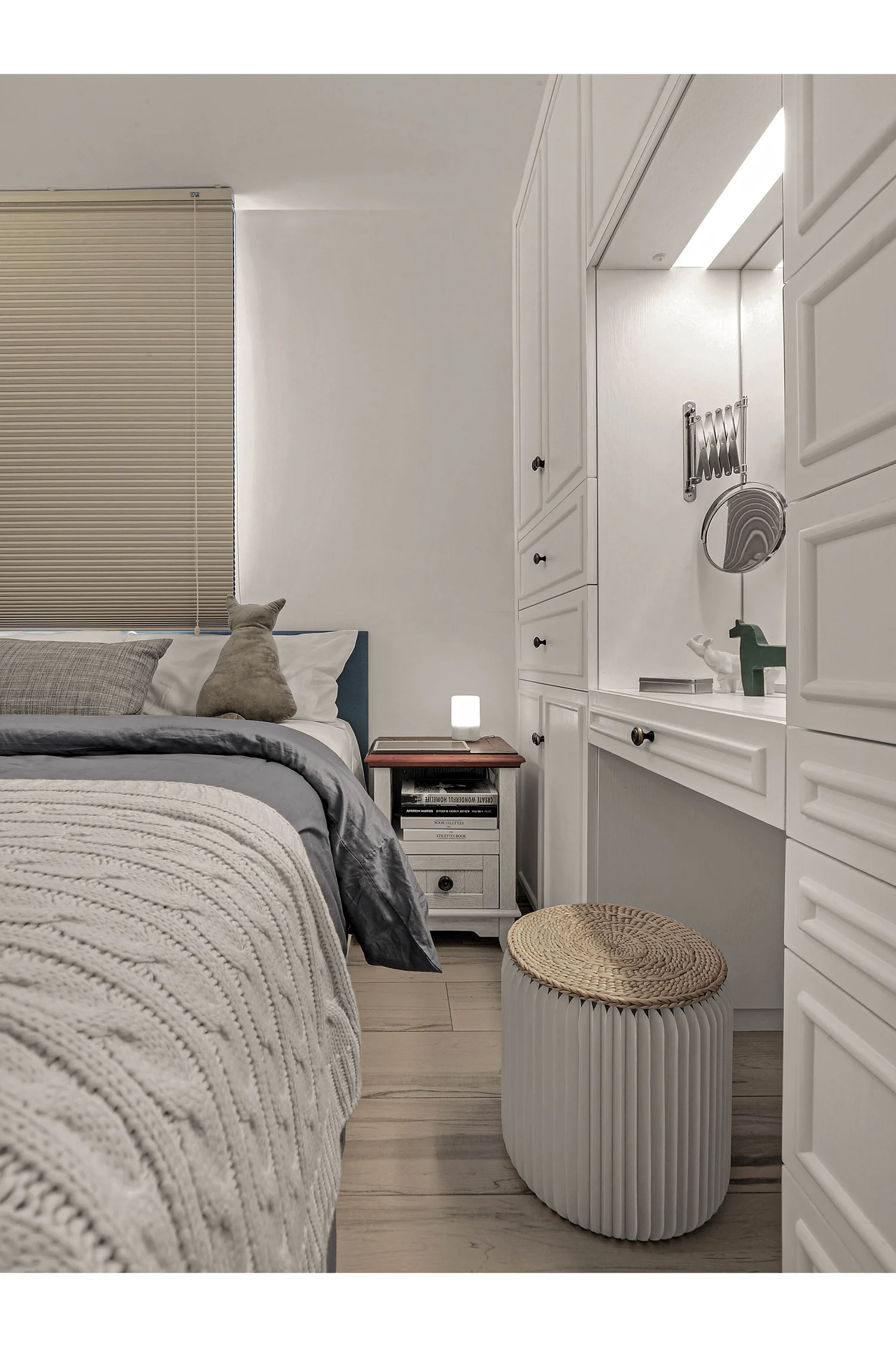 Pok Hong Estate interior view 15