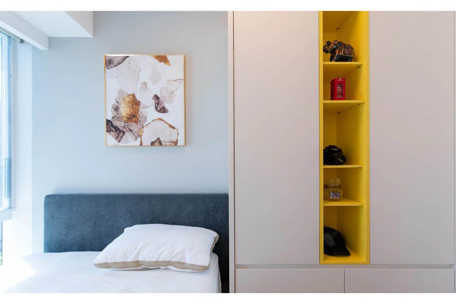 MONTEREY interior view 16