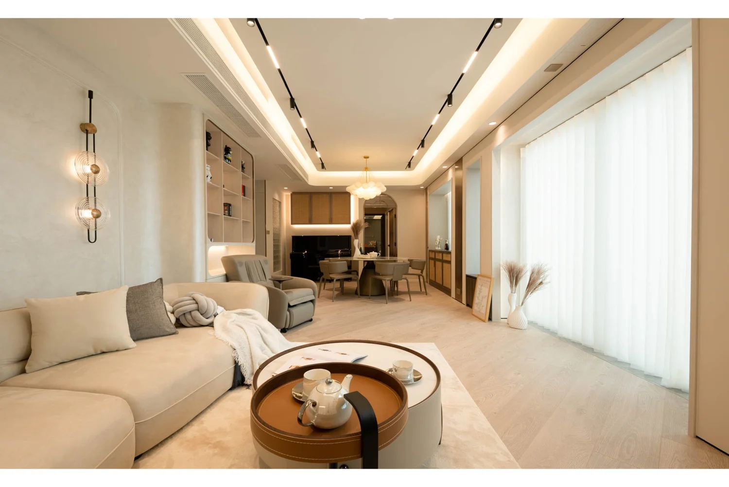 Le Pont interior view 2